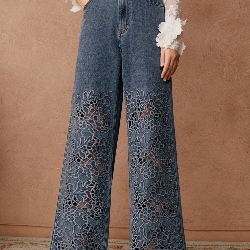 Blue Elegant Women's High Waist Embroidered Hollow Jeans - Picture 7 of 7